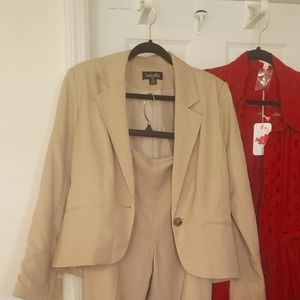 Women 2 piece pants suit Tan
